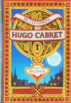 Boekomslag 'De Uitvinding van Hugo Cabret' door Brian Selznick, met tandwielen, een sleutelgat en de Eiffeltoren op de achtergrond.