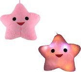 Dolphix - Roze LED kussen happy star met 7 kleuren LEDlicht - Knuffel - Pluche - Inclusief Batterijen