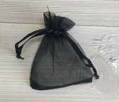 Organza Zakje - 7 x 9 cm - Cadeauzakjes / Kado Zakjes / Geschenkzakje / Juwelenzakje / Sieradenzakje – 50 Stuks - Zwart