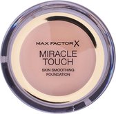Max Factor Miracle Touch Skin Smoothing Foundation