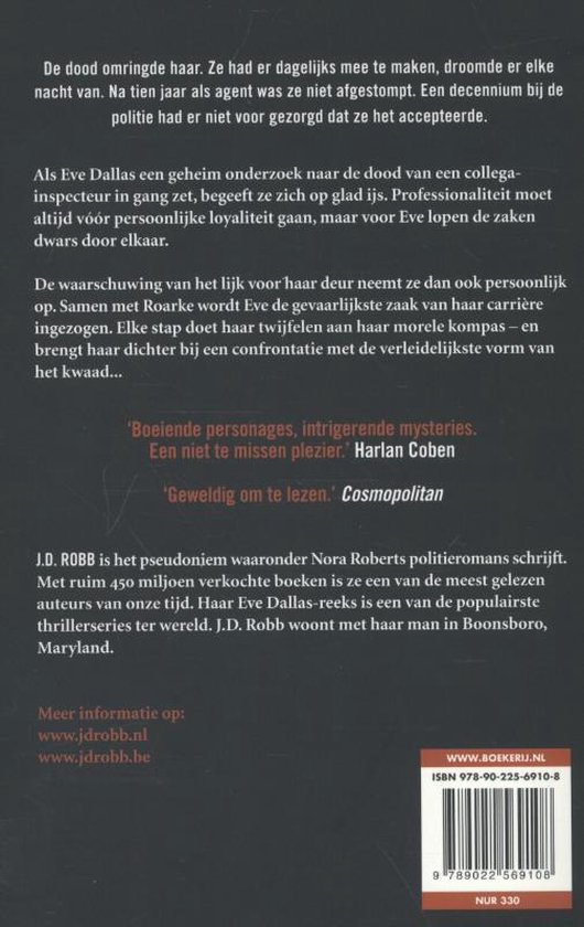 Achterkant van het boek 'Plechtig vermoord' van J.D. Robb, met achtergrondinformatie en recensies.