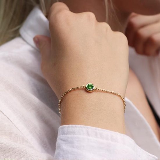 Yolora Swarovski kristal armband - Geboortesteen Mei – Goud kleurig |  bol.com