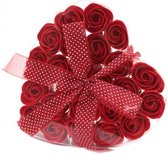 Zeep bloemen Hartvormige box rode Rozen
