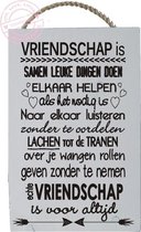 S132 WZ Steigerhouten tekstbord Vriendschap  wit met zwarte tekst print.