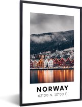 Fotolijst incl. Poster - Bergen - Noorwegen - Water - Scandinavië - 20x30 cm - Posterlijst