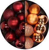24x stuks kunststof kerstballen mix van donkerrood en koper 6 cm - Kerstversiering