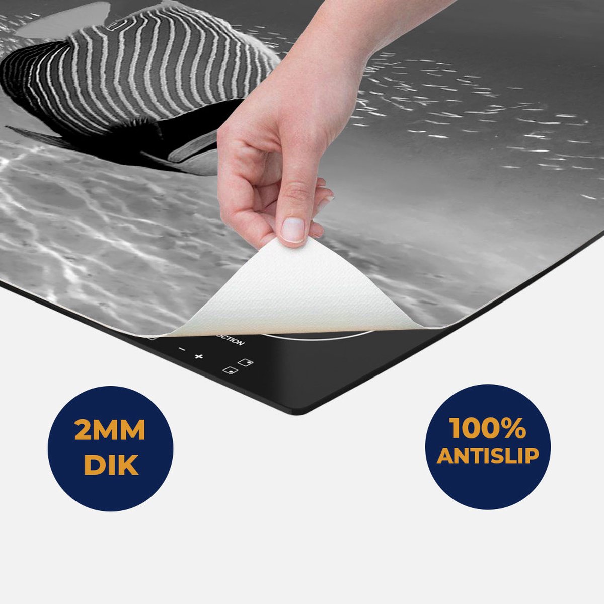 Chefcare Inductie Beschermer Twee Tropische Vissen in de Rode Zee - Zwart Wit - 60x55 cm - Afdekplaat Inductie - Kookplaat Beschermer - Inductie Mat