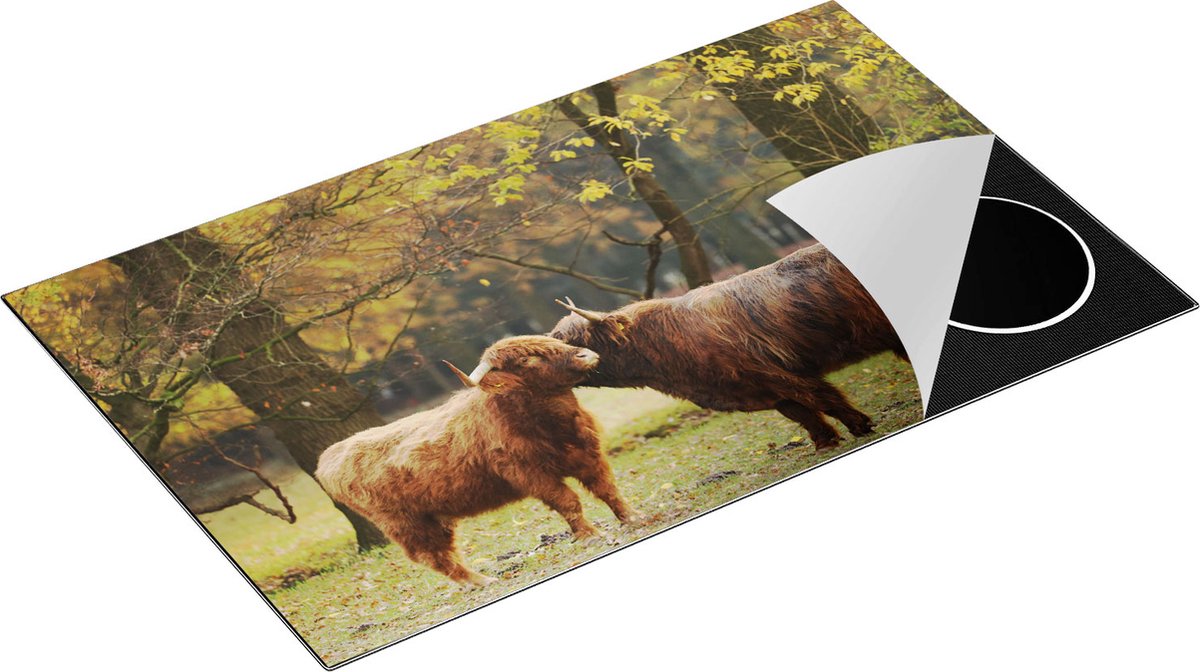 Chefcare Inductie Beschermer Twee Schotse Hooglanders Kussen Elkaar - Liefde - 85x50 cm - Afdekplaat Inductie - Kookplaat Beschermer - Inductie Mat