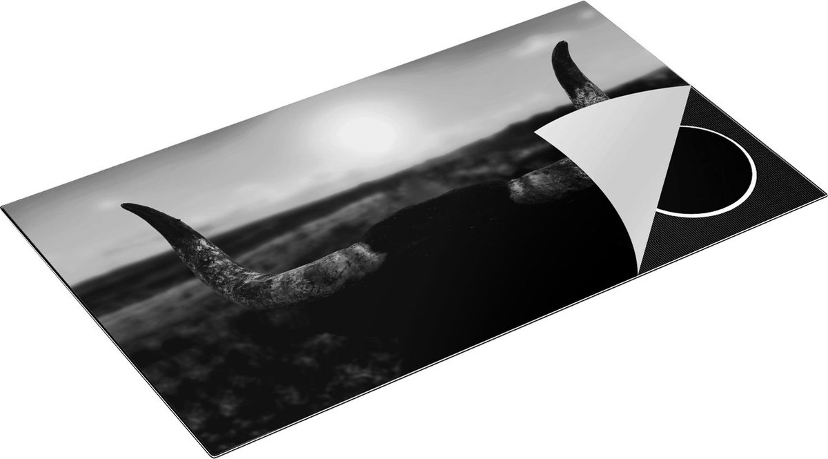 Chefcare Inductie Beschermer Stierenhoorns bij Zonsondergang - Zwart Wit - 90x50 cm - Afdekplaat Inductie - Kookplaat Beschermer - Inductie Mat