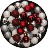 42x Stuks kunststof kerstballen mix wit/zilver/donkerrood 3 cm - Kleine kerstballetjes - Kerstboomversiering