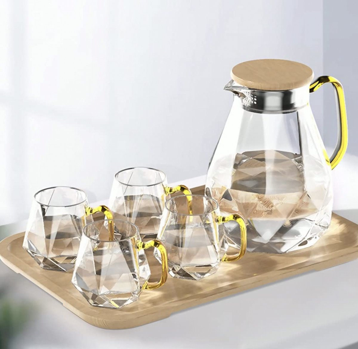DUJUST glazen kan van 2 liter met 4 kopjes en 1 bamboeblad, moderne waterkan met diamantontwerp, mooie decoratie voor de woonkamer, duurzame glazen karaf voor dranken, hitte- en koudebestendig