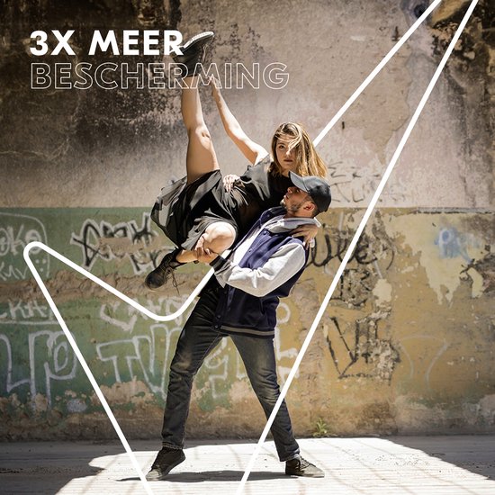 Dansers met tekst '3X MEER BESCHERMING'.