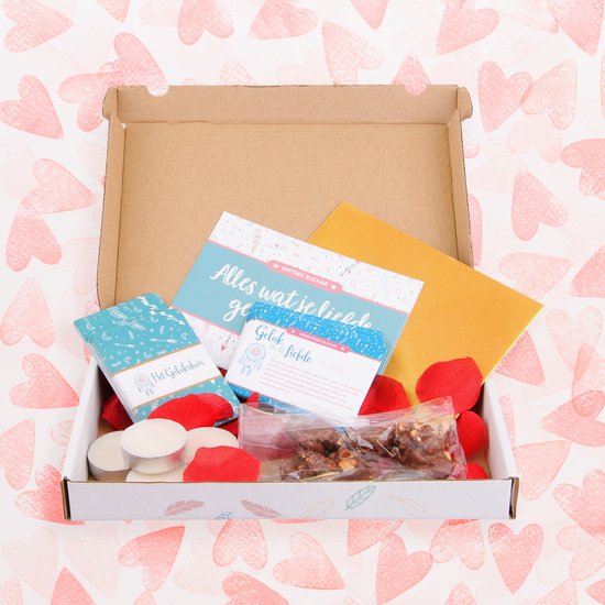 Thumbnail van een extra afbeelding van het spel Het Gelukshuis - Geluk in de Liefde - liefdes spel - liefdes cadeau - inclusief 21 dagen tease en please - rozenblaadjes, chocola en kaarsjes, voor echte verbinding - mooiste cadeau voor jullie liefde