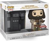 Funko Pop! Deluxe: Harry Potter Diagon Alley - The Leaky Cauldron (with Hagrid) - US Exclusive