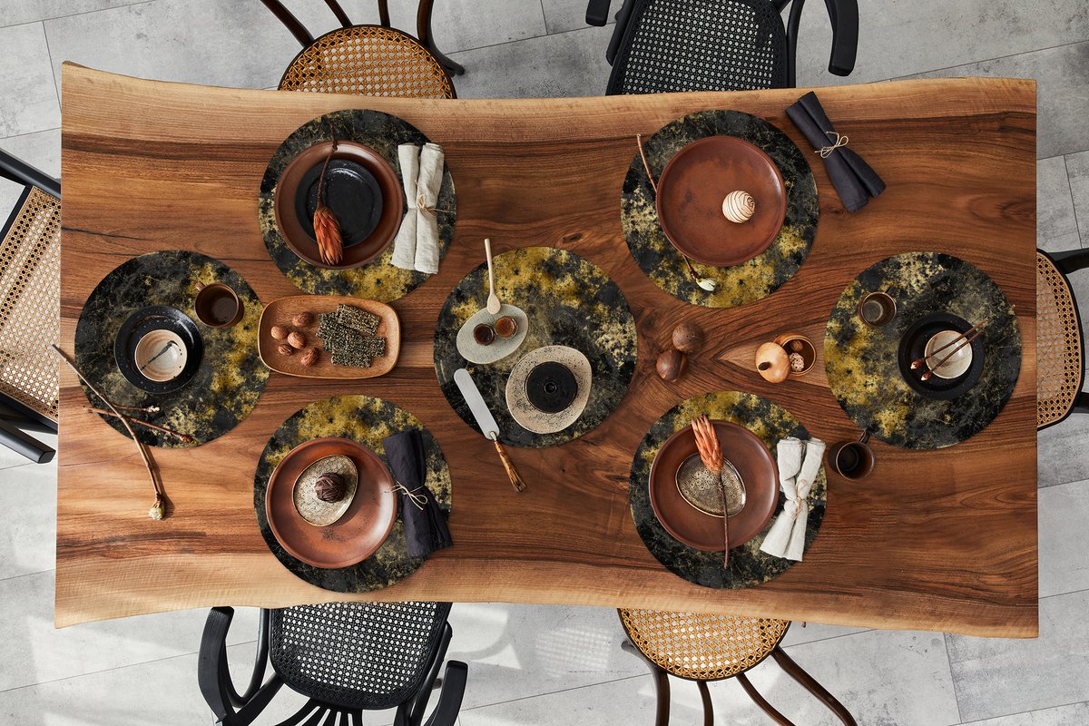 Ronde placemats - Onderlegger - Placemats rond - Marmer print - Goud - Zwart - 8 stuks