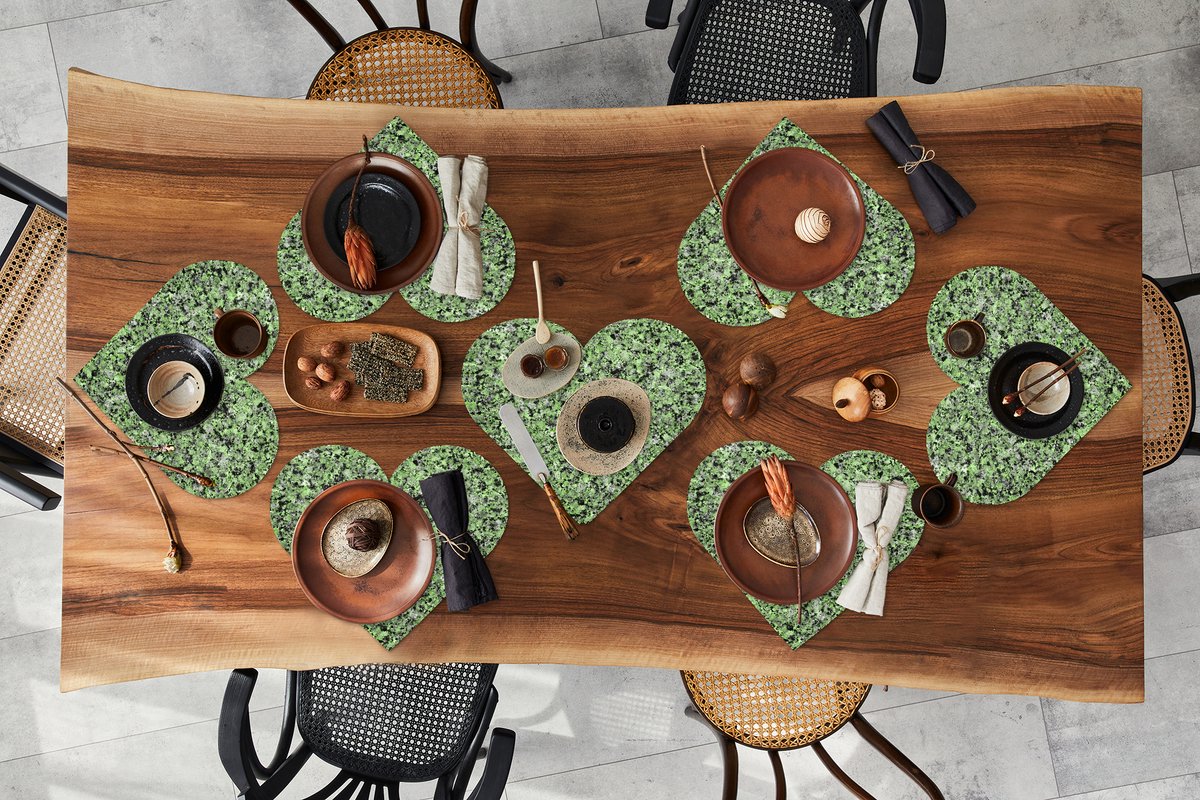 Onderleggers - Placemats - Placemats hartje - Steen - Groen - Graniet print - Zwart - 8 stuks