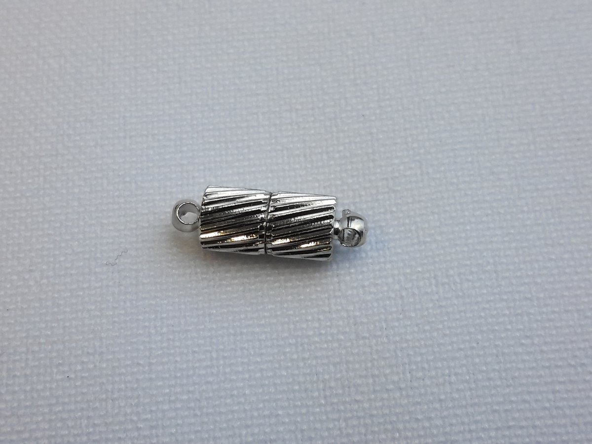 6set - Magneet sluiting- zilverkleurig- L 15mm- Sieraden sluiting- magneet slotjes- spaart u zich de moeite.