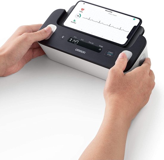 OMRON COMPLETE – Smart Bloeddrukmeter Bovenarm – Aanbevolen door Hartstichting - ECG Monitor - Klinisch Gevalideerd - met Mobiele App – XL Scherm Display - 22 tot 42 cm Manchet – 5 jaar Garantie – Bloeddrukmeter, Hartslagmeter, ECG-meter in één