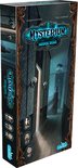 Doos van het bordspel Mysterium Hidden Signs met op de voorkant een gang met een spookfiguur.