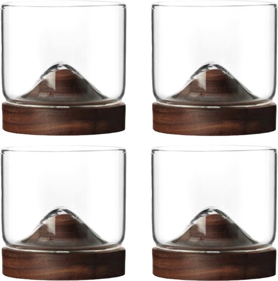 Aretica Whiskeyglas - Set van 4 - 250 ml - Inclusief onderzetter - Whiskey geschenk set - Glazen - Whiskeyglazen - Bruin - Glas - Hout - 7,3 x 7,3 x 7 cm