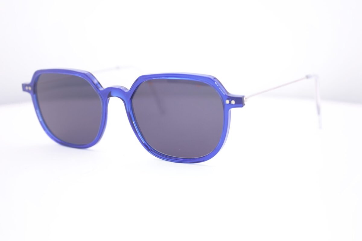 Lutz Eyewear Model Pieter kobalt blauw transparant