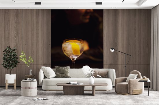 Papier peint photo vinyle - Un Gin tonic avec un citron largeur 200 cm x hauteur 300 cm - Tirage photo sur papier peint (disponible en 7 tailles)