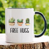 Free Hugs Mok  - Cute - Cadeau voor vrouw - Koffiemok - Grappige cadeaus - Cadeau voor man - Kado vrouw - Valentijn cadeautje voor haar - Mokken en bekers - Verjaardag cadeau - Koffiekopjes - Mok met tekst