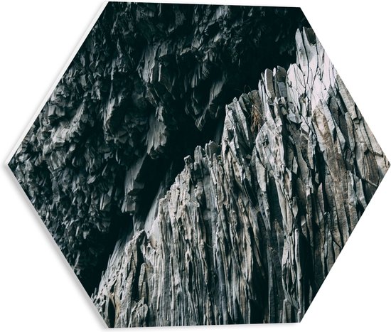 WallClassics - PVC Schuimplaat Hexagon  - Coole Rotswand - 40x34.8 cm Foto op Hexagon (Met Ophangsysteem)