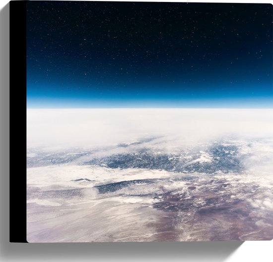 WallClassics - Canvas  - Uitzicht over de Aarde in de Ruimte - 30x30 cm Foto op Canvas Schilderij (Wanddecoratie op Canvas)