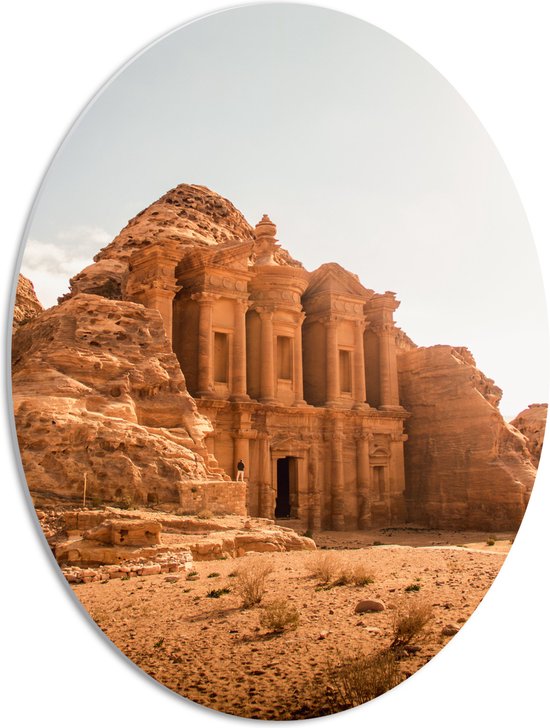 WallClassics - PVC Schuimplaat Ovaal - Ad Deir Monument in Jordanië - 42x56 cm Foto op Ovaal  (Met Ophangsysteem)