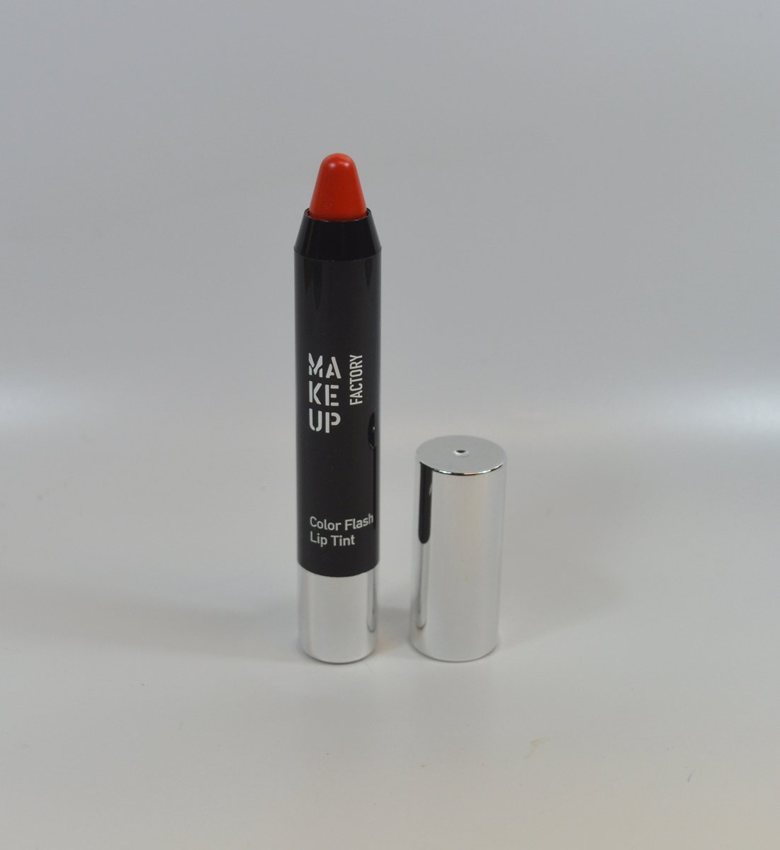 Make Up Factory Color Flash Lip Tint Lipstick #35 Red Melon