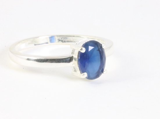 Fijne hoogglans zilveren ring met blauwe saffier - maat 19