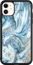 iPhone 11 hoesje glas - Marble sea - Blauw - Hard Case Zwart - Backcover telefoonhoesje - Marmer - Casimoda
