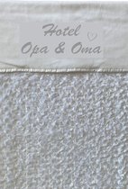 Soft Touch Dekentje 75x100 cm - Witte Roosjes - Maat 75 x 100 cm Wit FBP66-W Unisex Bedrukt Hotel Opa & Oma met hartje (grijs)