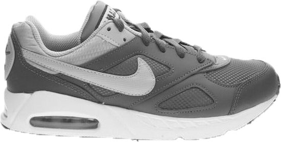 Nike Air Max Ivo - Maat 36 - Kinder Sneakers - Donker Grijs