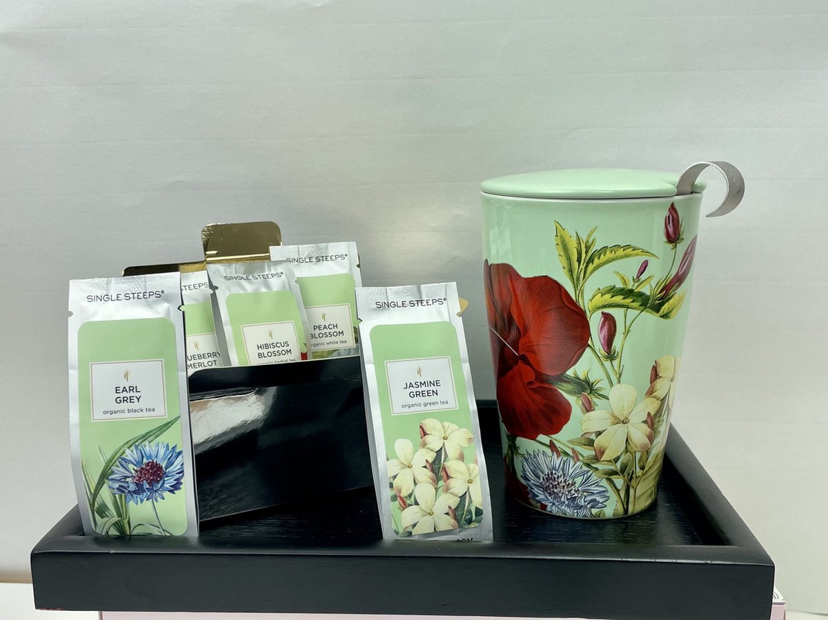 Cadeauset Kati mok Fleur van Tea Forté plus 5 soorten thee