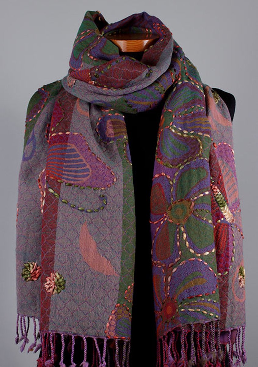 Wollen geborduurde sjaal en omslagdoek Vlinder multicolor 72 x 185 cm