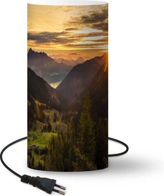 Lamp Alpen – Zonsopgang achter de bergen – 33 cm hoog – Ø16 cm – Inclusief LED lamp – Woonkamer/Slaapkamer