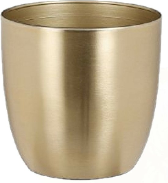 Een enkele gouden bloempot met een matte afwerking, op een witte achtergrond.