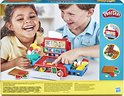 Achterkant van de Play-Doh kassa verpakking met afbeeldingen van spelende kinderen en de kassa.