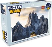 Puzzel Een persoon geniet van het uitzicht op de Dolomieten - Legpuzzel - Puzzel 500 stukjes
