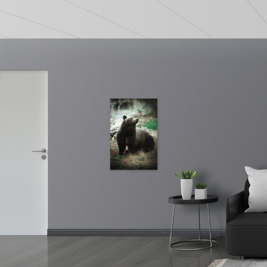 WallClassics - Muursticker - Ours dans la forêt - 60x90 cm Photo sur Muursticker