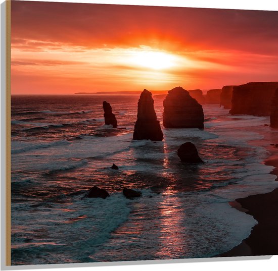 WallClassics - Hout - Rotsen in de Zee met Zonsondergang - 100x100 cm - 12 mm dik - Foto op Hout (Met Ophangsysteem)