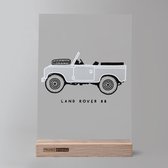 Framed Stories | Illustratie Land Rover Series Defender op plexiglas in eiken hout standaard - woondecoratie