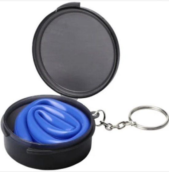 Bijoux by Ive - Sleutelhanger duurzaam herbruikbaar blauw siliconen rietje in zwart plastic doosje