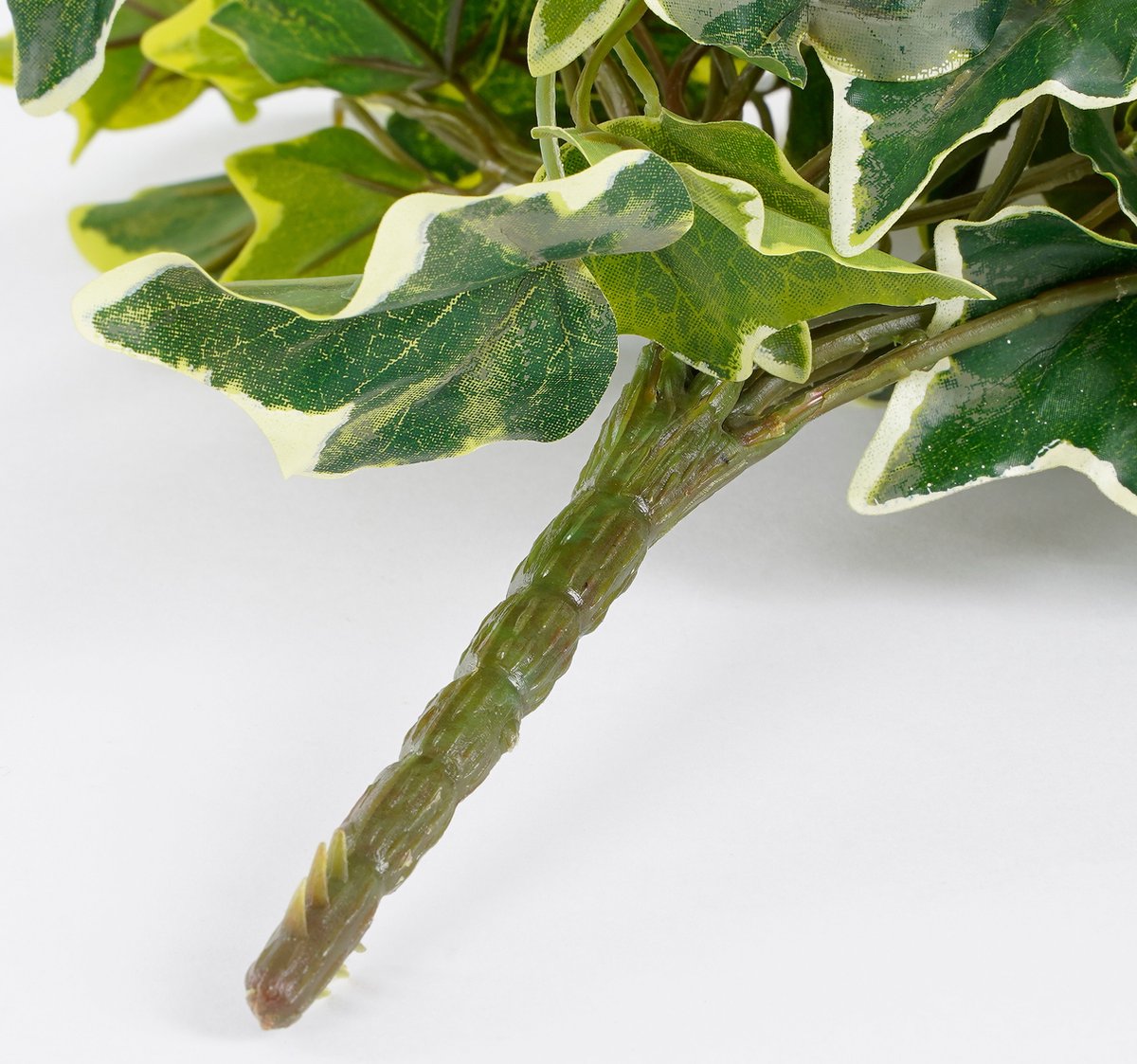 Mica Decorations kunsthangplant Erwtenplant groen 71 x 5 x 5 cm kopen