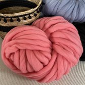 Merino Lontwol | Lontwol | Merino | 250 gram | Donkerroze | Diverse Kleuren | Hoogwaardig Kwaliteit | Wonen | Woondecoratie | DIY | Doe Het Zelf | Kussens | Deken | Sprei | Haken | Breien | W