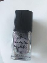 Essence made to sparkle nail polish 04 party of your life