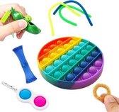 LUVIQ Fidget toys pakket goedkoop onder de 15 euro - Fidget Toys Pop it regenboog - Simple Dimple -  Wacky Track - mesh-and-marble fidget toy - Random Kleuren