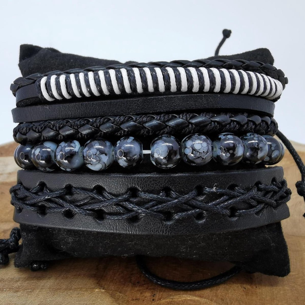 Leren Armband set met trekkoord leer/kralen, zwart/grijs/wit, 4-delig